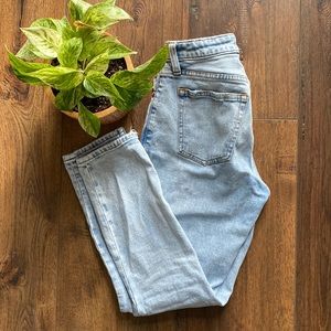 Abercrombie & Fitch light wash jeans